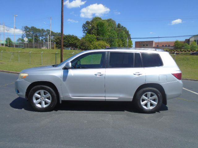 Toyota Highlander Base 2WD 2008