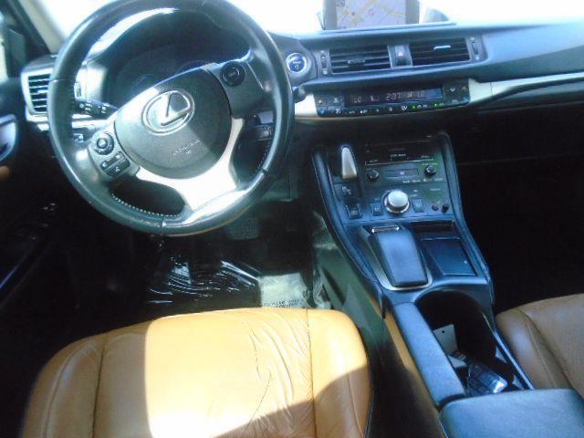 Lexus CT 200h Base 2015