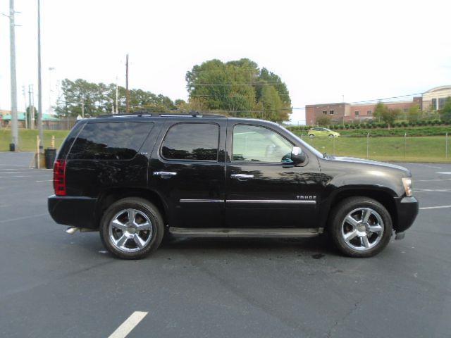 Chevrolet Tahoe LTZ 2WD 2013