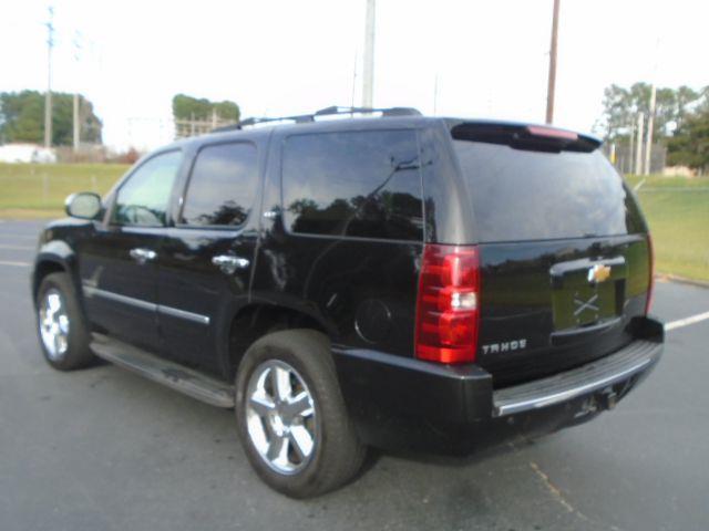 Chevrolet Tahoe LTZ 2WD 2013