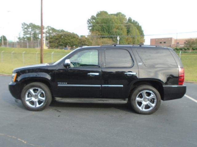Chevrolet Tahoe LTZ 2WD 2013
