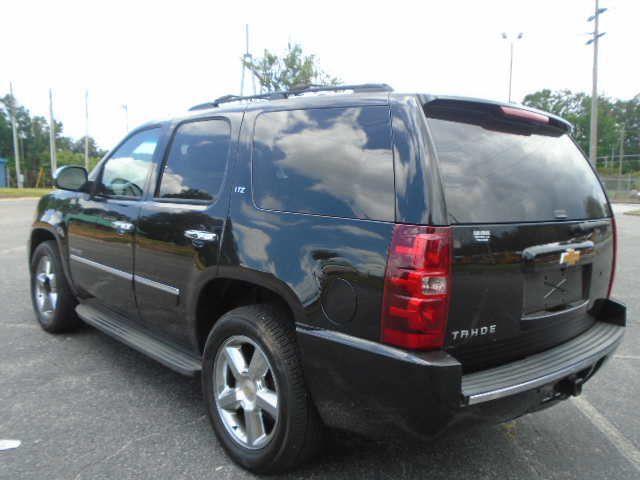 Chevrolet Tahoe LTZ 2WD 2013