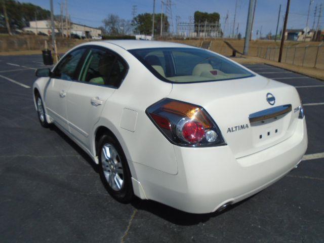 Nissan Altima 2.5 S 2012