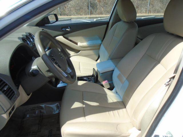 Nissan Altima 2.5 S 2012