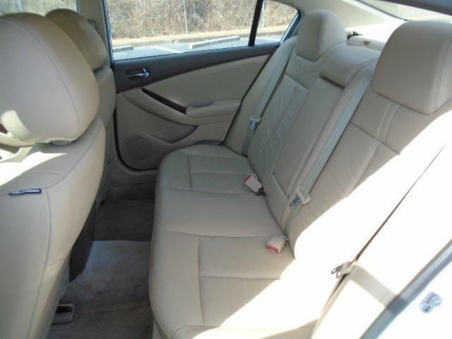 Nissan Altima 2.5 S 2012