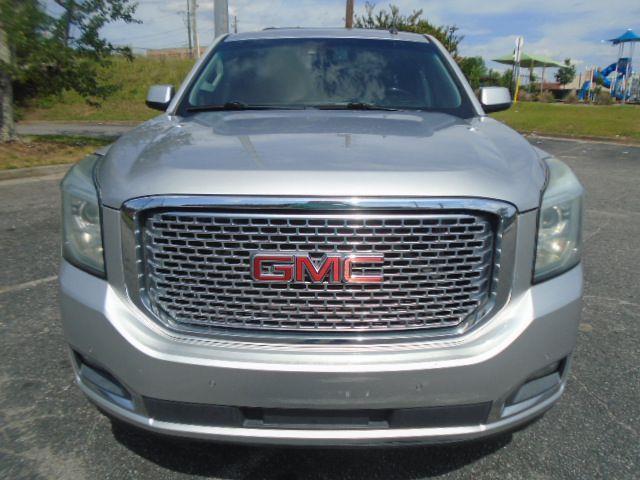 GMC Yukon SLE 4WD 2015