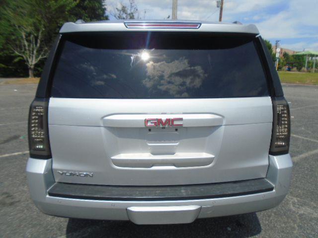 GMC Yukon SLE 4WD 2015