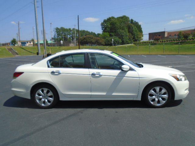 Honda Accord EX-L V-6 Sedan AT 2010