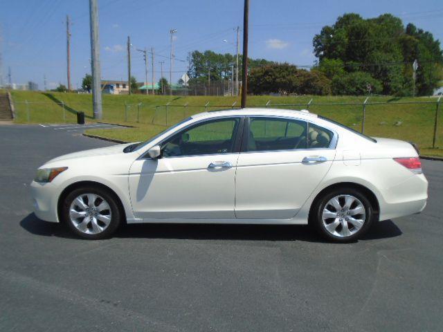 Honda Accord EX-L V-6 Sedan AT 2010