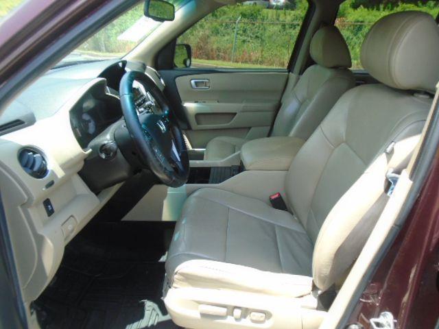 Honda Pilot EX-L 2WD 5-Spd AT with Navigation 2012