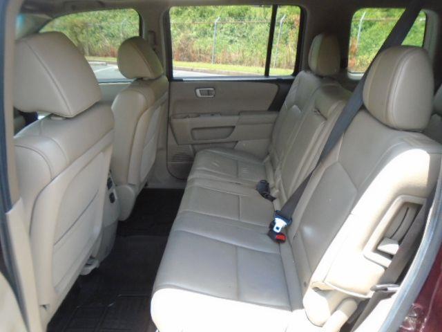 Honda Pilot EX-L 2WD 5-Spd AT with Navigation 2012