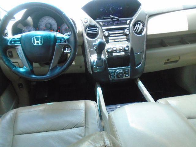 Honda Pilot EX-L 2WD 5-Spd AT with Navigation 2012
