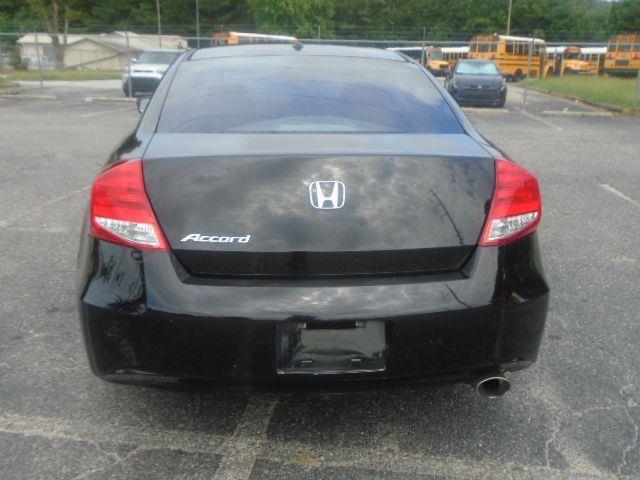 Honda Accord EX-L Coupe AT 2011