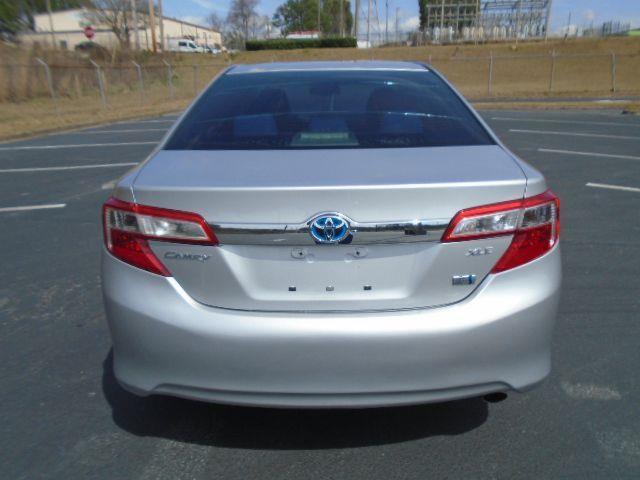 Toyota Camry Hybrid LE 2012