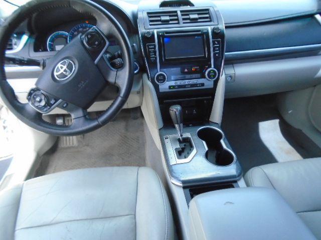 Toyota Camry Hybrid LE 2012