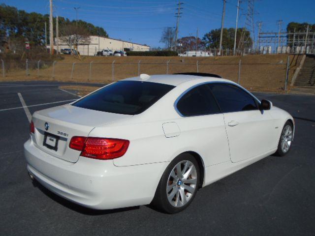 BMW 3-Series 328i Coupe 2012
