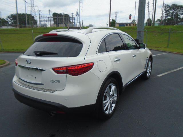 Infiniti QX70 Base 2015