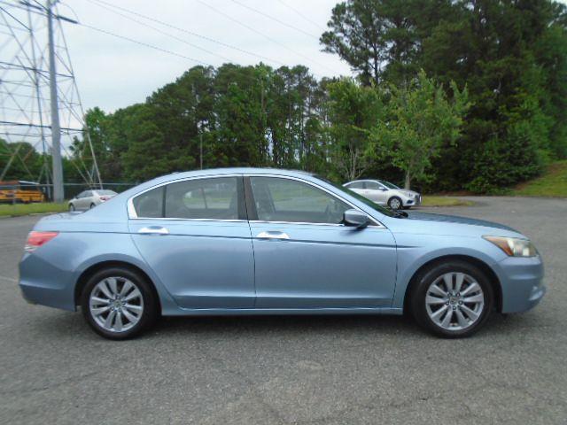 Honda Accord EX-L V-6 Sedan AT 2011