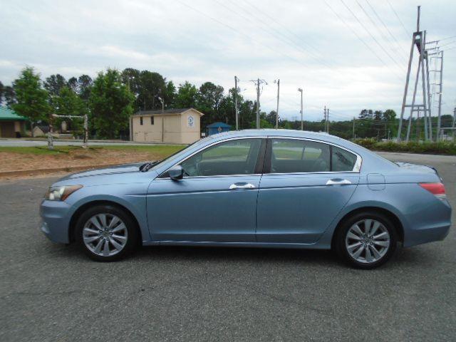 Honda Accord EX-L V-6 Sedan AT 2011