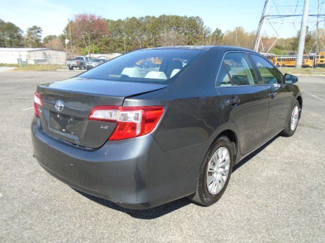 Toyota Camry SE 2012