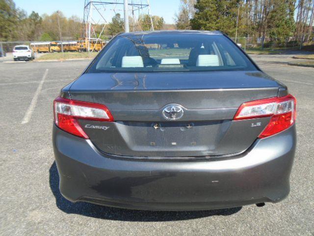 Toyota Camry SE 2012