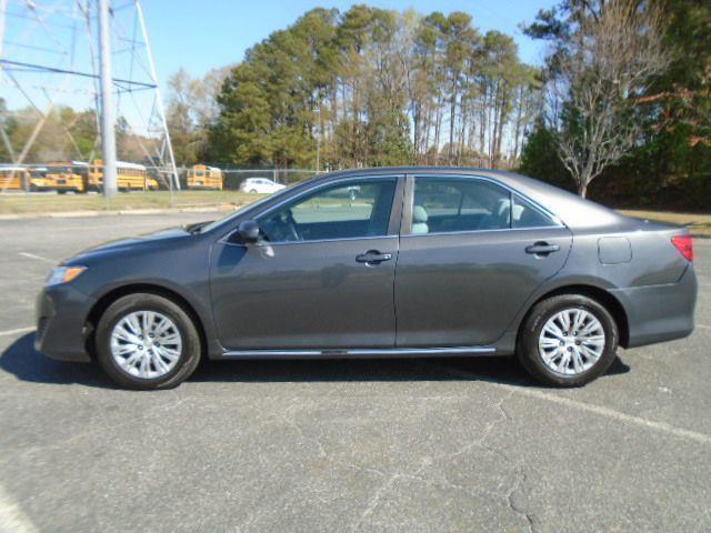 Toyota Camry SE 2012