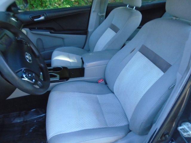 Toyota Camry SE 2012