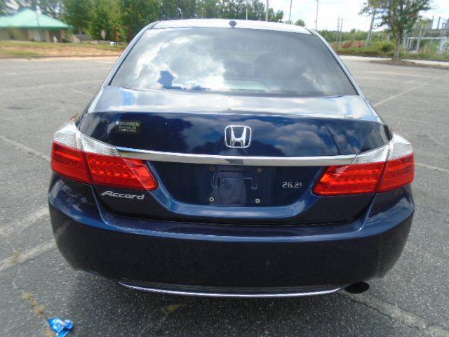 Honda Accord EX-L Sedan CVT 2013