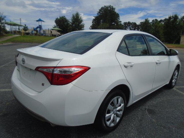 Toyota Corolla LE CVT 2016