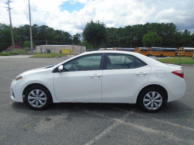 Toyota Corolla LE CVT 2016