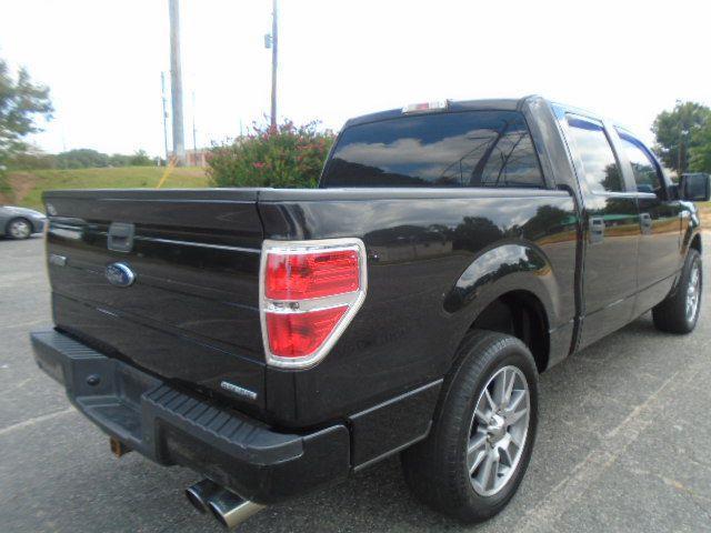 Ford F-150 XL SuperCrew 5.5-ft. Bed 2WD 2014