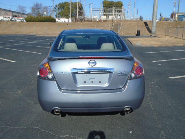 Nissan Altima 2.5 S 2011