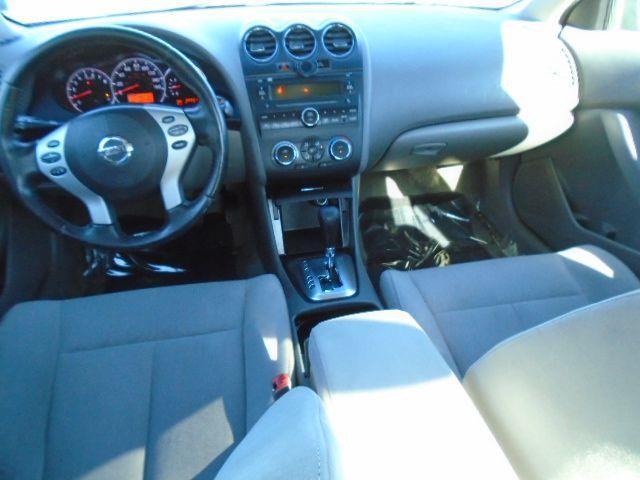 Nissan Altima 2.5 S 2011