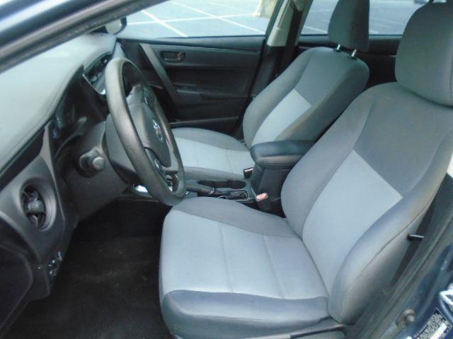 Toyota Corolla L CVT 2017