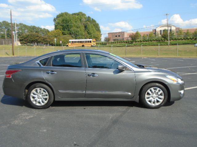 Nissan Altima 2.5 2015