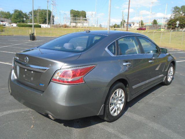 Nissan Altima 2.5 2015