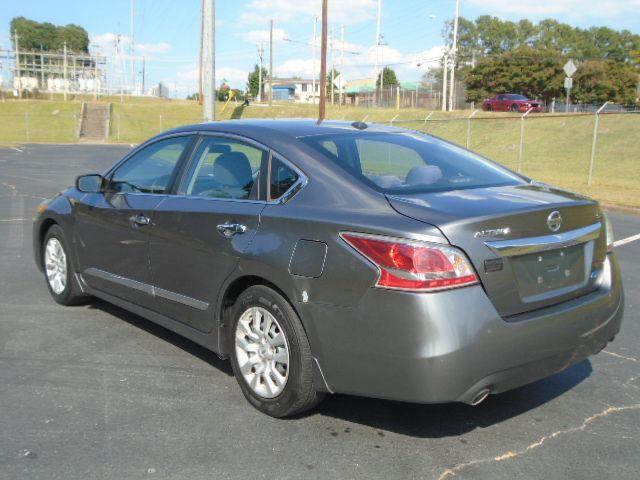 Nissan Altima 2.5 2015