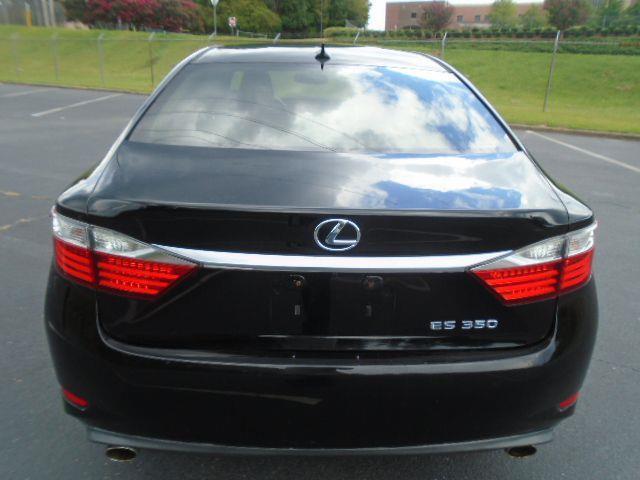 Lexus ES 350 Sedan 2014