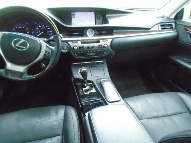 Lexus ES 350 Sedan 2014