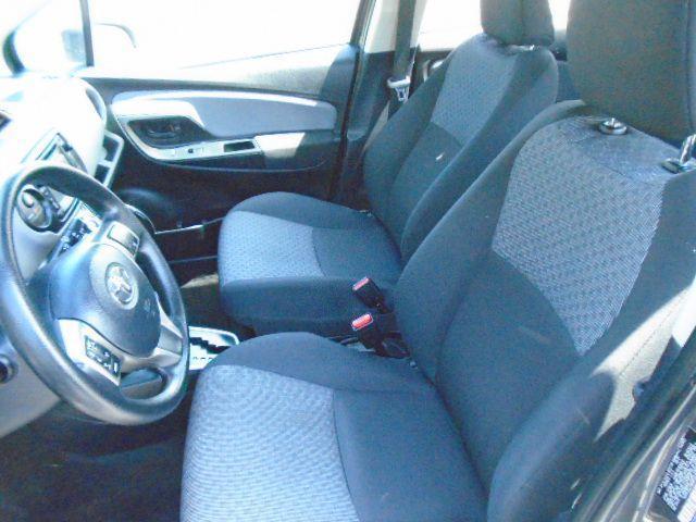 Toyota Yaris L 5-Door AT 2017
