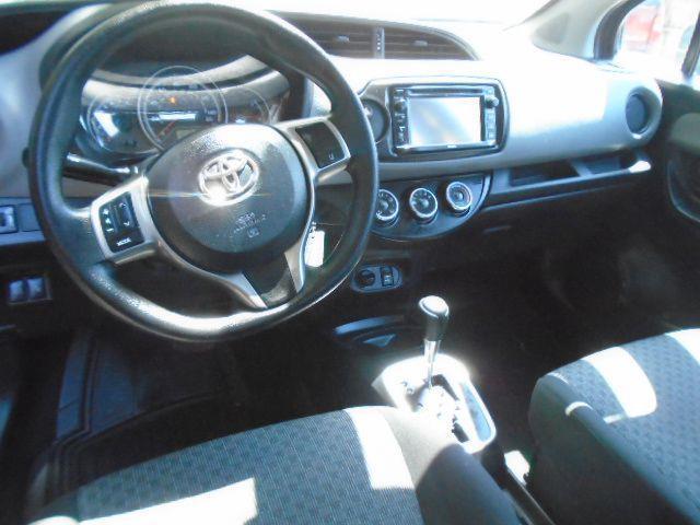 Toyota Yaris L 5-Door AT 2017