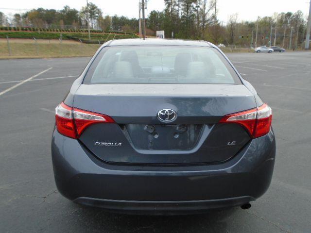 Toyota Corolla LE CVT 2015