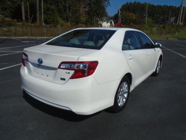Toyota Camry Hybrid LE 2012