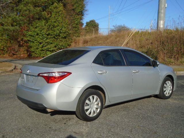 Toyota Corolla LE CVT 2016