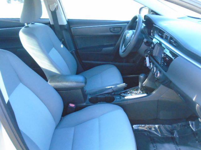 Toyota Corolla LE CVT 2016
