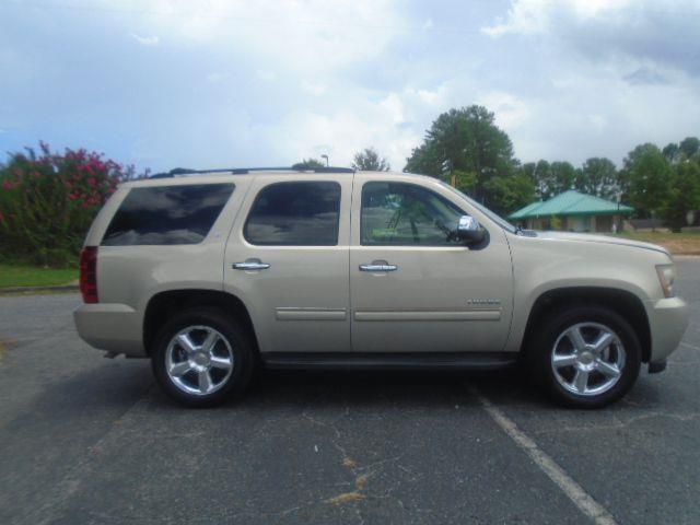 Chevrolet Tahoe LT 2WD 2010