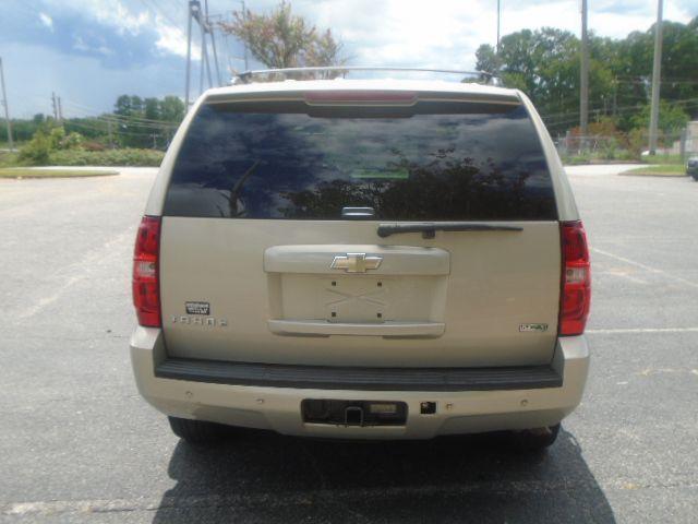 Chevrolet Tahoe LT 2WD 2010