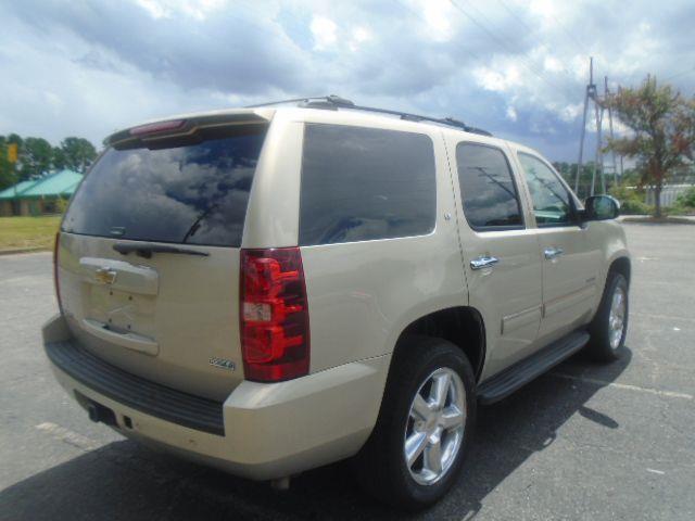 Chevrolet Tahoe LT 2WD 2010