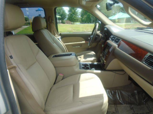 Chevrolet Tahoe LT 2WD 2010