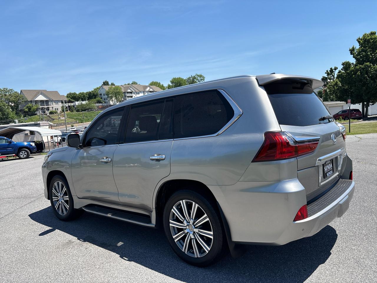 Lexus LX 570 Sport Utility 2017